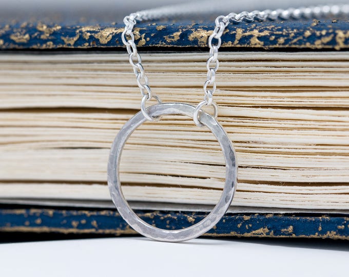 Medium Sterling Silver Circle Necklace|Sterling Silver Infinity Circle Necklace|Open Circle Necklace|Silver Minimalist Necklace|Gift for Her