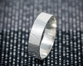 6mm Wide Subtextus Ring, Sterling Silver Leaf Skeleton Patterned Ring, Unique Statement Ring, Nature Inspired, Nature Patterned