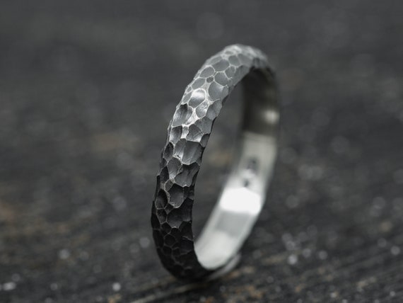 Aeterna Memoria Ring, Sterling Silver, 4mm Wide in D Shape Profile 