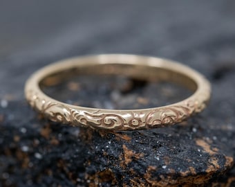 Voluta Aeternus Ring, in Solid 9ct Yellow Gold, 2.5mm Wide, Scroll Ring, Vintage Inspired Yellow Gold Ring, Classic, Artisan, Custom Made