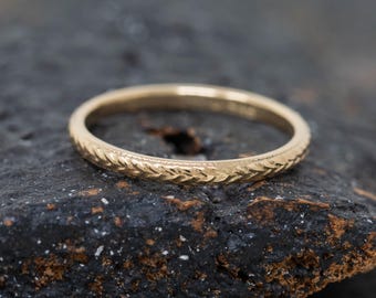 Ceres Ring, 14ct Yellow Gold, Solid Gold Textured Band, 2.5mm Wide, Wheat-Inspired Pattern, Handmade Wedding Ring, Classic, Simple