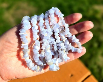 Blue Lace Agate Chip Stone Bracelet: Calming Crystal Jewelry