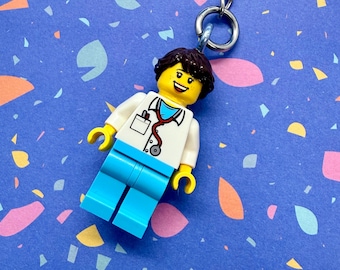 Llavero de minifigura de enfermera doctora (estilo 2)