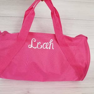 Personalisierte DuffelTasche. Turnbeutel, Sporttasche, Monogramm Geschenk, Brautparty Geschenk, personalisierte Tasche, Jubeltasche, Tanztasche, Turnbeutel