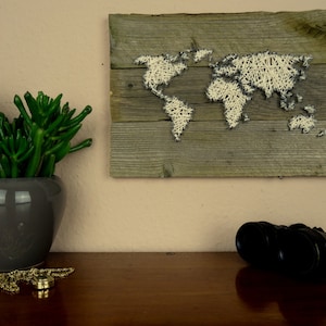 Weltkarte Vintage Look Holz und Wolle | 26x35cm - 10.2&quot;x13.8&quot; | Atlas Globus Used Shabby Chic Reise Poster Wand Dekoration Landkarte Erde