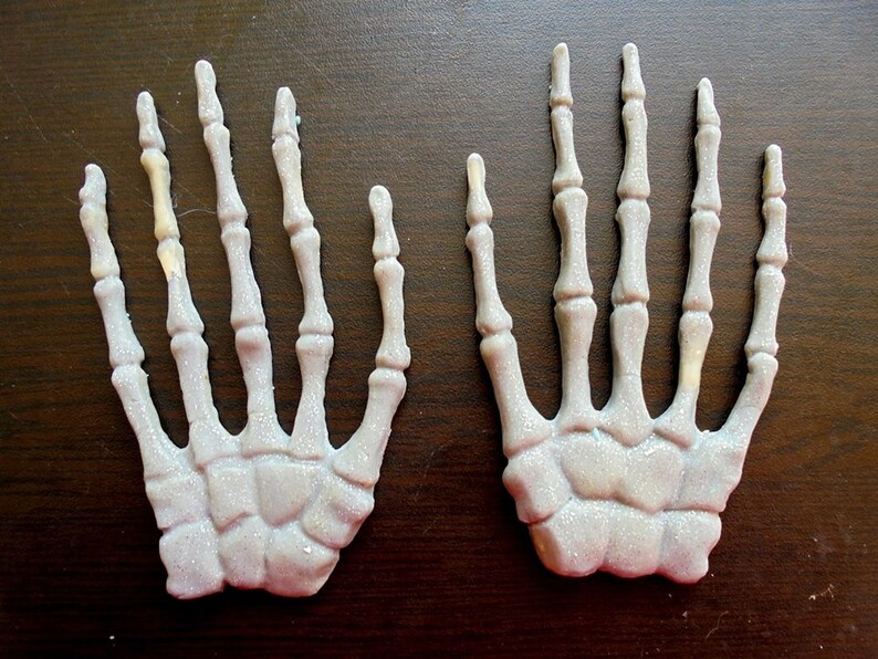 Silicone Mould / HALLOWEEN / Skeleton hands left and right / Etsy