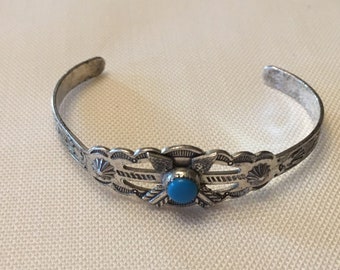 Small child size wrist VINTAGE Navajo Indian silver TURQUOISE cuff BRACELET