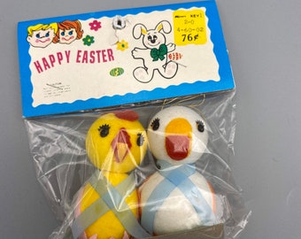 NOS Vintage Flocked Easter Novelty Chick Ornaments / Figures /  Craft Supplies In Original Package