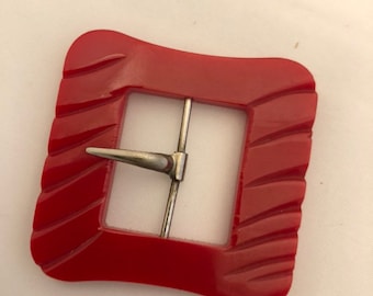 Vintage Antique Carved Red Rectangular Bakelite Belt Buckle For Purses Sewing Projects Crafting Supplies DIY