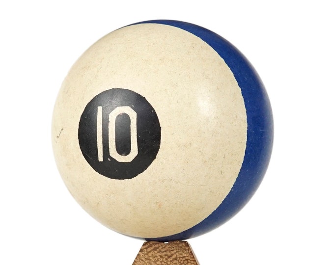 Pool Chalk Holder, Hand Carved Flame Shaped Bloodwoodood Pocket Chalker With Leather Chalk