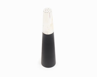 Vintage Salt/Pepper Shaker Black Silver Top