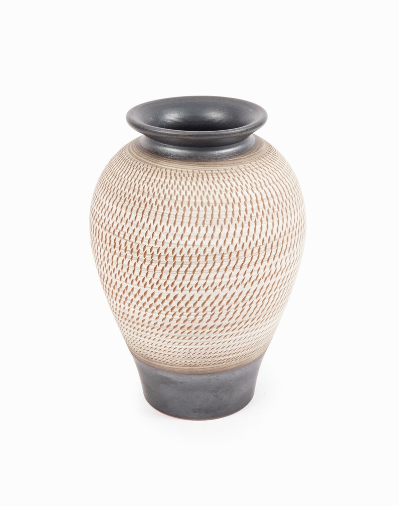 Large Toyo Japan Ceramic Vase Sgraffito Mid Century Modern image 4