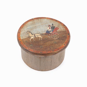 Vintage handbemalte hölzerne Shaker-Stil-Box-Paar in Kutsche