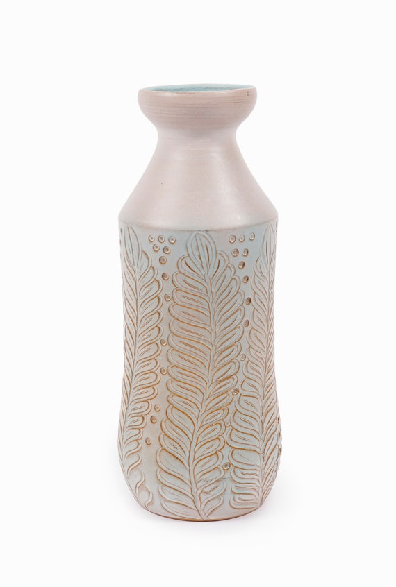 淡い青色の陶器製花瓶 淡い青色 陶器 花瓶 気根 付属 木箱 淡い青色