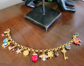 Vintage JOAN RIVERS 'All My Favorite Things' 14 Charm Bracelet