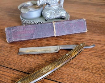1930s Sanders Supply Co. Winnipeg Straight Razor Set