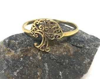 Tree Ring ~ Mishu ~ Woodland ring , Elven jewelry , Brass Jewelry , Witchy ring