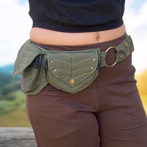 Ivy Belt ~ Mishu~ Utility belt , Leaf purse, Pocket belt , Festival utility belt , Renaissance Faire belt , Elven leaf utility belt