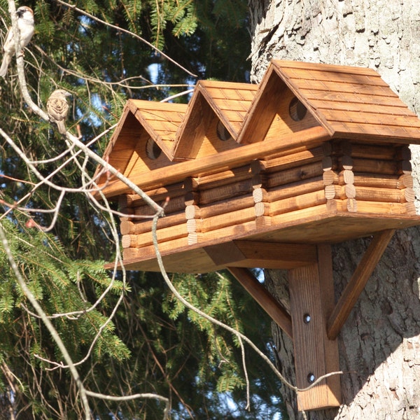 Huge Big 3 Room Log Cabin hotel condo wood wooden shingled roof Birdhouse garden-yard-Tree