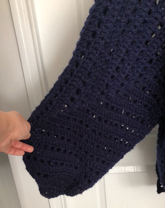 Vintage oversized hand chunky knit crochet navy b… - image 5