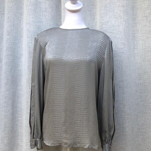 Saks Fifth Avenue Starington silk long sleeve button down blouse in a snake python skin pattern gray