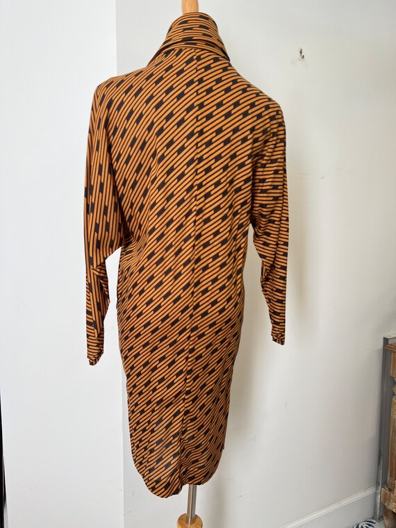 1980’s Chinchilla caramel brown and black pattern… - image 4