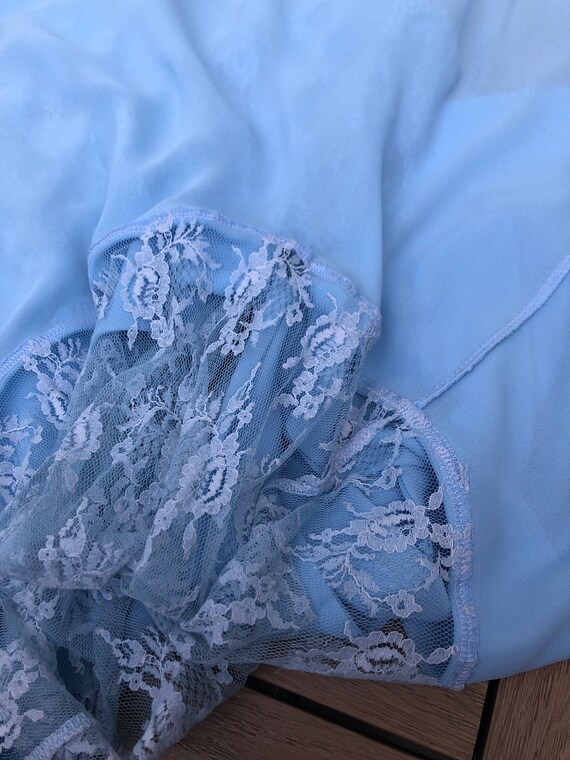 Vintage 1980's Romantic Light Blue Lace dropped w… - image 8