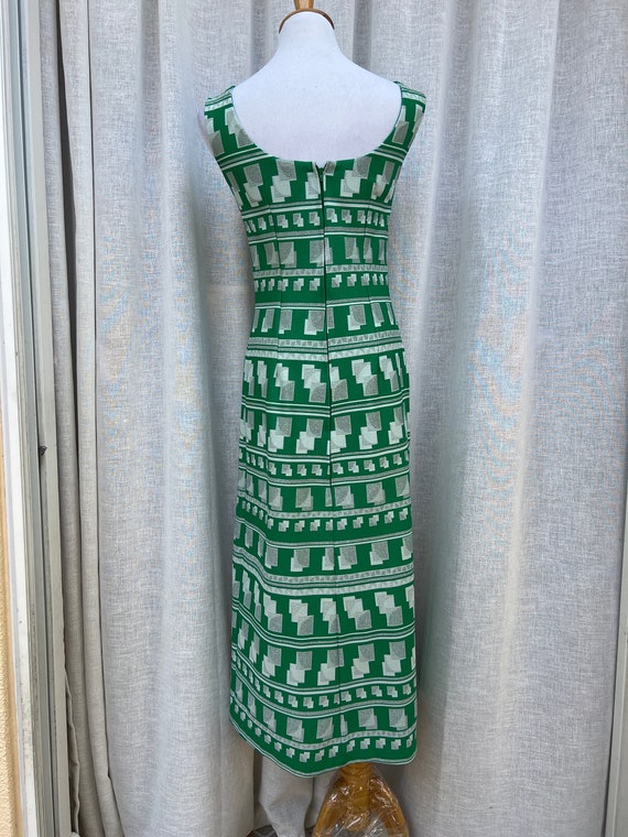 1960 Green with Metallic Goemetric Pattern Sleeve… - image 3