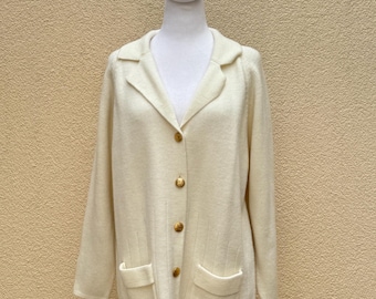 Classics II off white 100% Acrylic golden buttons sweater  cardigan
