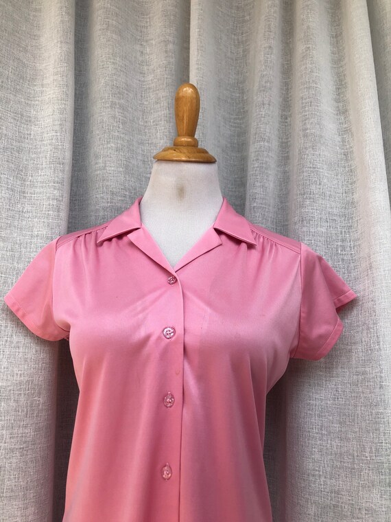 1960 pink stretch polyester button down short sle… - image 2