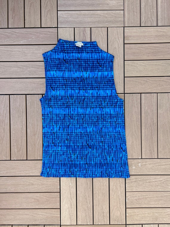 1990’s crinkled pleated plisse blue abstract patte