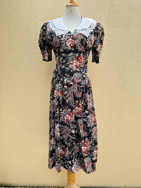 1990’s floral fall colors dress with exaggerated w