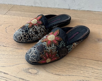 BEVERLY FELDMAN Frankie black silk beaded embroidered sleepers mules loafers, floral pattern, flat shoes, size 6