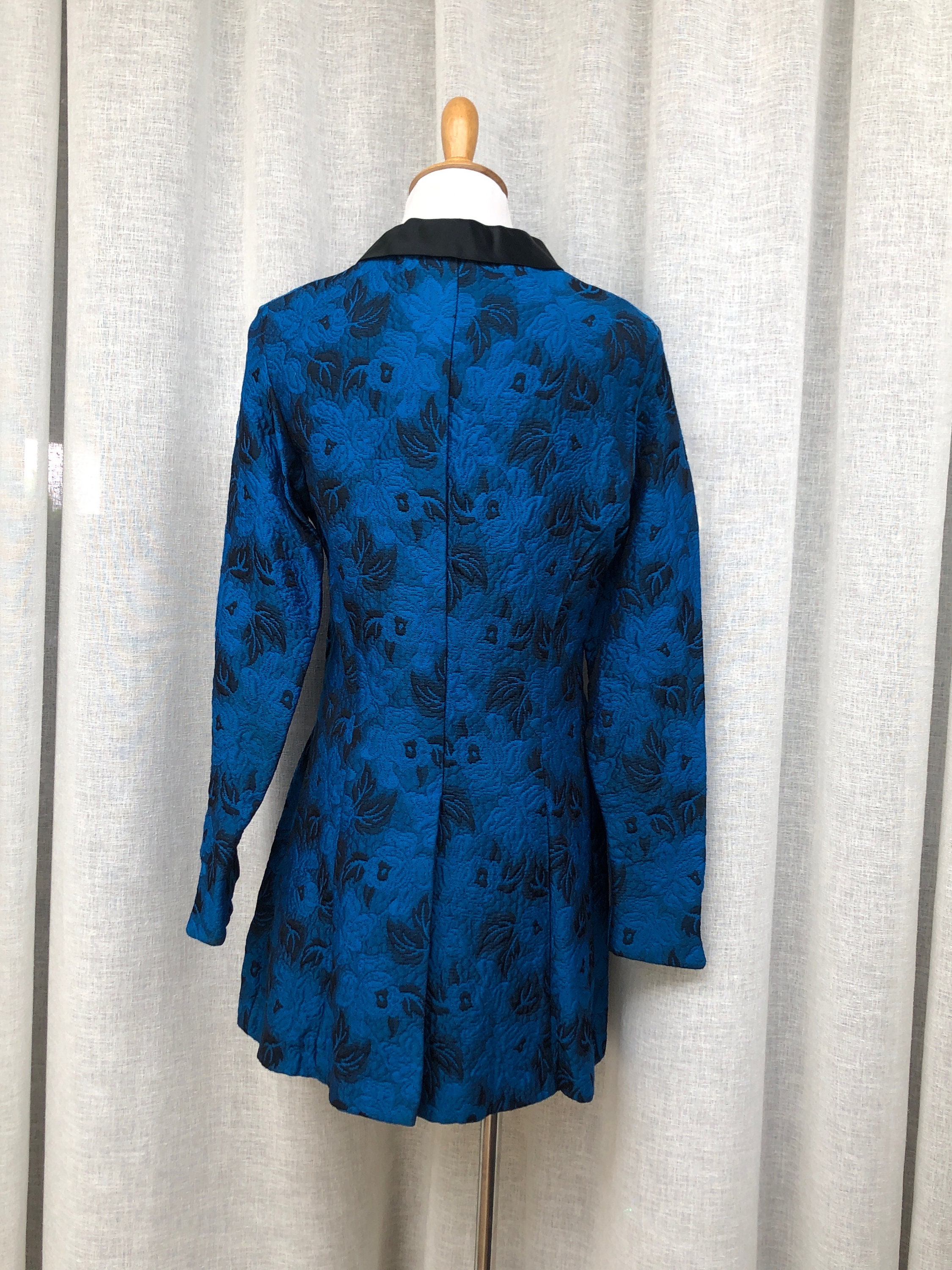 【超歓迎】 1980s Vintage Bright Blue and Black Floral Jacquard Weave ジャケット・アウター
