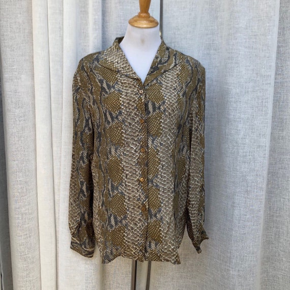 Anna and Frank silk long sleeve button down blous… - image 2