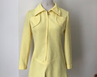 1960s bright yellow Lisa Quin crimplene collared zipper blazer top