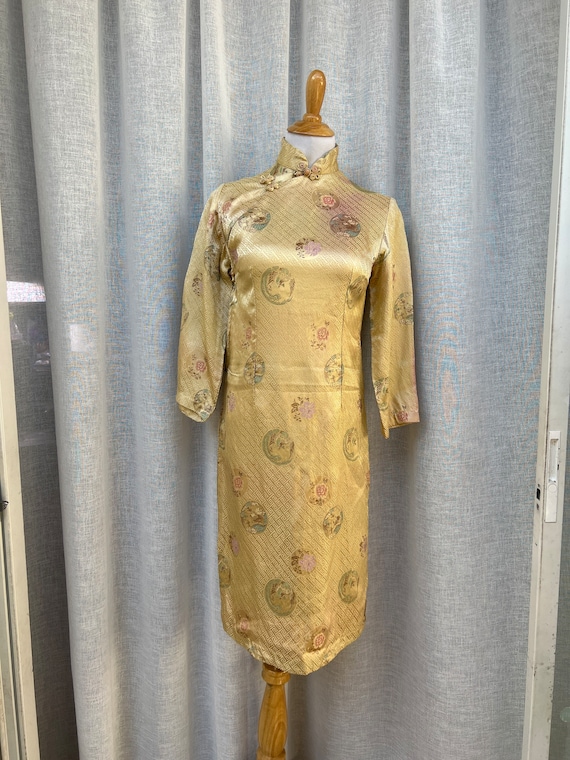 AS IS vintage gold brocade silk cheongsam Chinese 