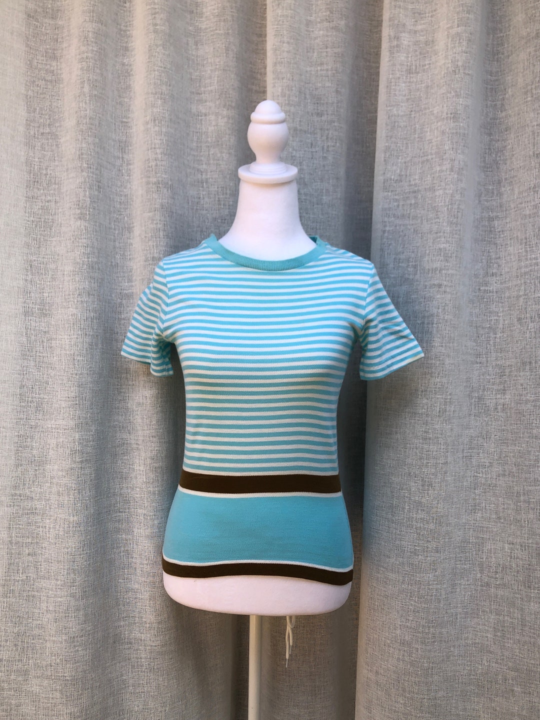 Bobbie Brooks White Light Blue and Brown Striped Short Sleeve Knitted