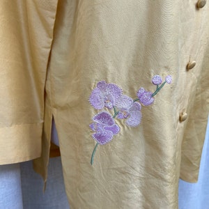 Hi Lin vintage gold yellow silk embroidered orchids floral mandarin Chinese blouse image 4