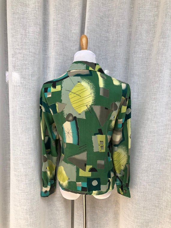 Green viscose abstract pattern blouse Japanese vi… - image 2