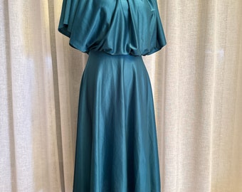 1970’s High Waisted Teal aqua Green Flowy Dress USA Made