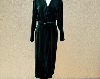 Deadstock Vintage Lauren Ralph Lauren 8 Y2K Emerald Green Velvet Hatler Dress - Etsy Deadstock Vintage Lauren Ralph Lauren 8 Y2K Emerald Green Velvet Hatler Dress - Etsy
