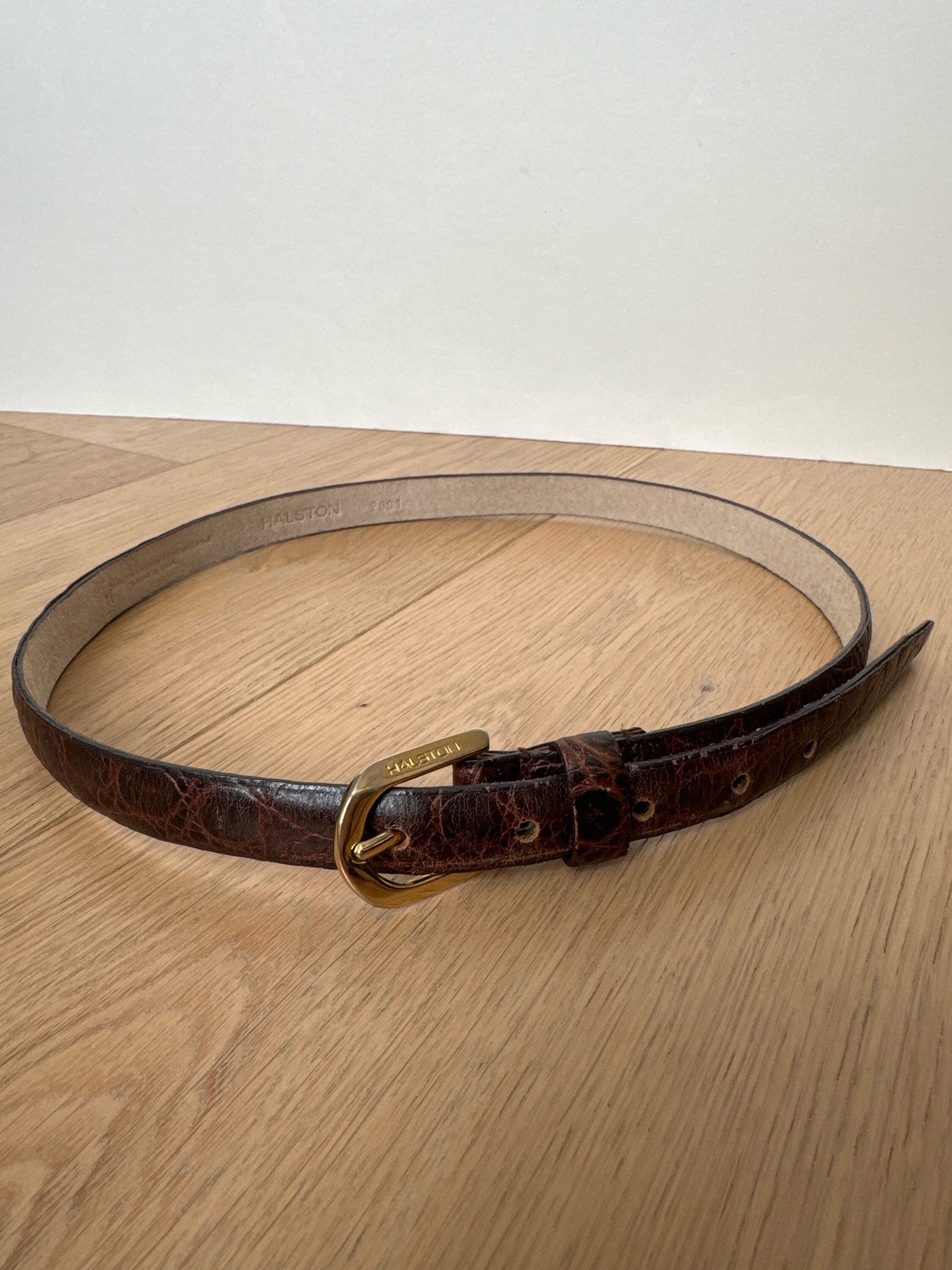 Halston III Leather Belt *Burgundy/Gold* HALSTON Brown Leather Belt With Solid Brass Gold Tone Buckle  main image 4