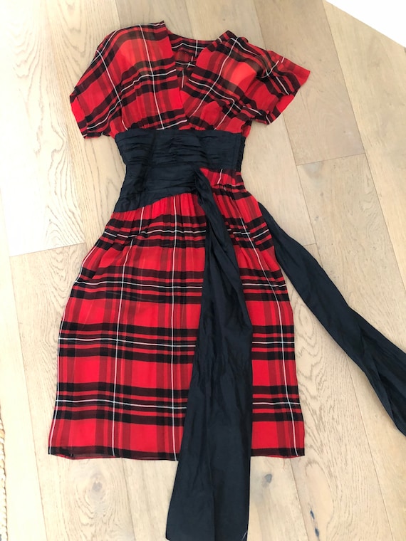 Albert Nipon sheer red and black plaid batwing ci… - image 8