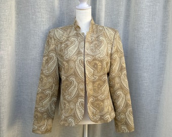 FLORES & FLORES Open Front High Neck Collar Blazer in Metallic Gold Thread Cream Paisley Pattern