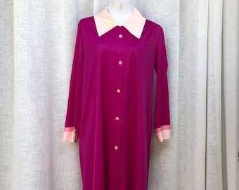 Vintage Vanity Fair fuchsia magenta and pink  button down sleep gown robe loungewear