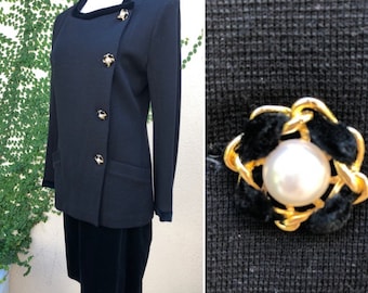 Adrienne Vittadini black knitted Velvet Skirt Suit asymmetric knitted blazer with gold tone chain and faux pearl buttons