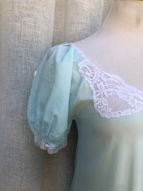 Corhan Noumair powder blue with white Lace long N… - image 5