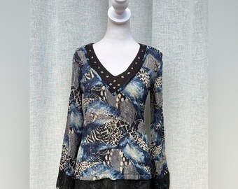 Alberto Makali long sleeve abstract black blue long sleeve crinkled v neck  top