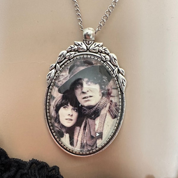 The Fourth Doctor Who and Sarah Jane Framed Portrait Necklace